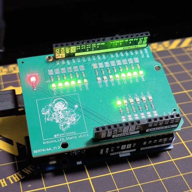 【Arduino Uno R4】デジタルピンが「呼吸」する。全ピンSoftware PWMで描く光の波